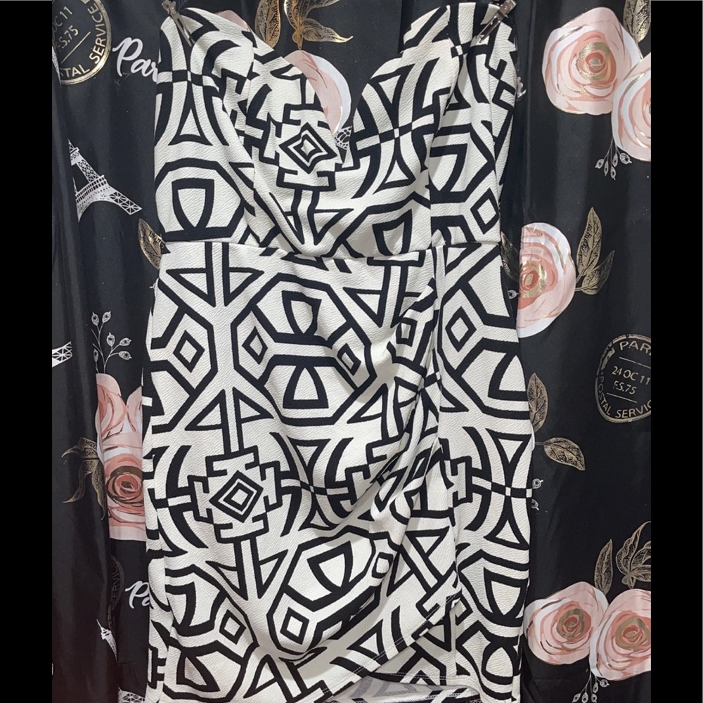 Abstract Print Strapless Mini Dress